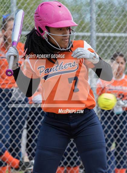 Thumbnail 2 in Racine vs Muskego (WIAA Division 1 Regional Playoff) photogallery.