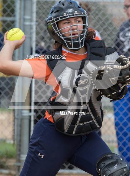 Thumbnail 3 in Racine vs Muskego (WIAA Division 1 Regional Playoff) photogallery.