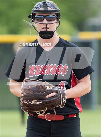 Thumbnail 2 in Racine vs Muskego (WIAA Division 1 Regional Playoff) photogallery.