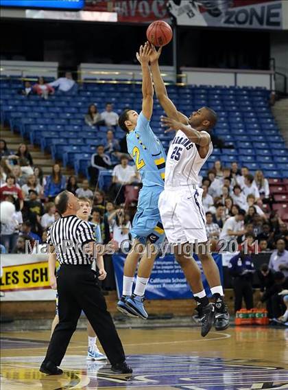 Thumbnail 1 in Center vs. Sacramento (CIF SJS D3 Final) photogallery.