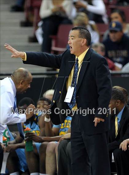 Thumbnail 3 in Center vs. Sacramento (CIF SJS D3 Final) photogallery.