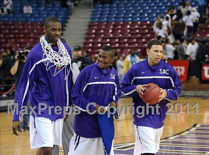 Thumbnail 3 in Center vs. Sacramento (CIF SJS D3 Final) photogallery.