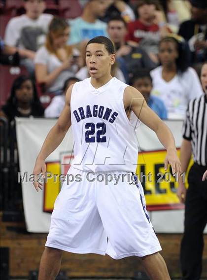 Thumbnail 2 in Center vs. Sacramento (CIF SJS D3 Final) photogallery.