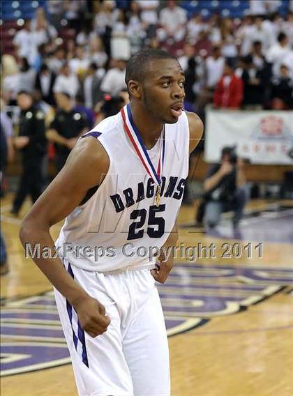 Thumbnail 2 in Center vs. Sacramento (CIF SJS D3 Final) photogallery.