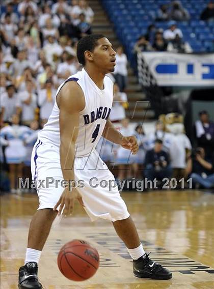 Thumbnail 3 in Center vs. Sacramento (CIF SJS D3 Final) photogallery.