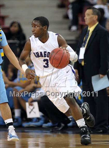 Thumbnail 1 in Center vs. Sacramento (CIF SJS D3 Final) photogallery.