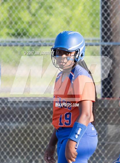 Thumbnail 1 in Madison Central vs. Southaven photogallery.