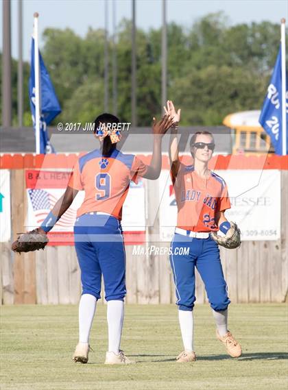 Thumbnail 2 in Madison Central vs. Southaven photogallery.