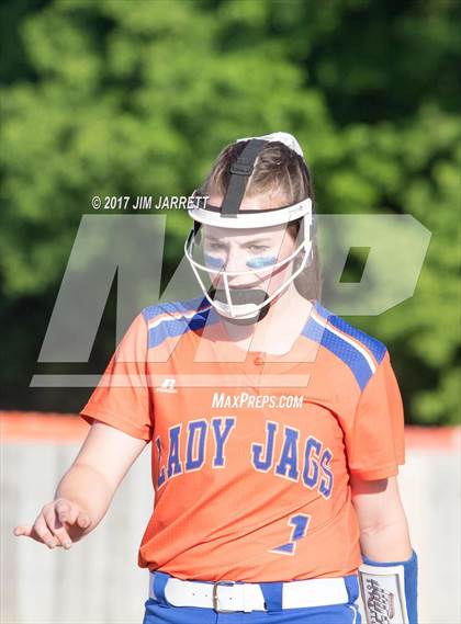 Thumbnail 1 in Madison Central vs. Southaven photogallery.