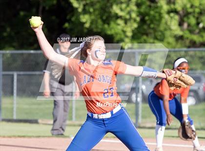 Thumbnail 1 in Madison Central vs. Southaven photogallery.