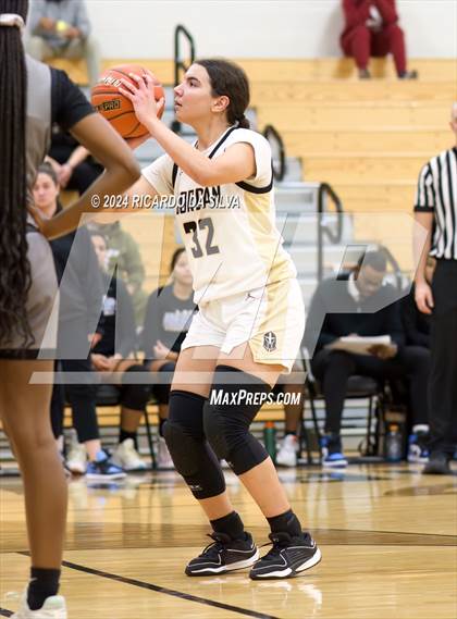 Thumbnail 2 in Jordan vs Paetow photogallery.