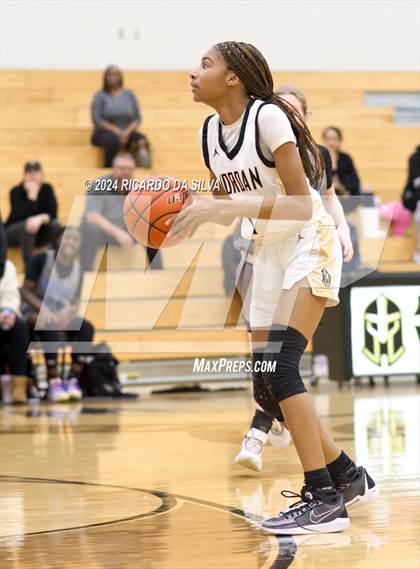 Thumbnail 2 in Jordan vs Paetow photogallery.