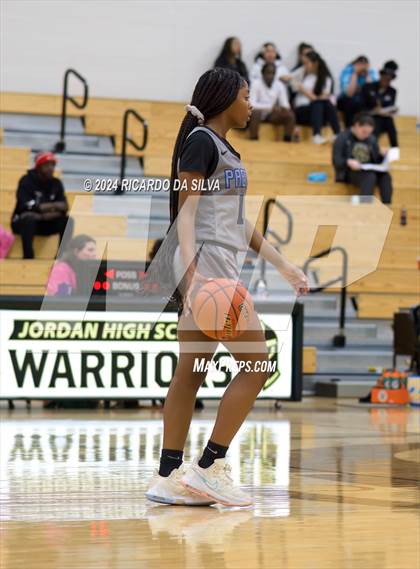 Thumbnail 3 in Jordan vs Paetow photogallery.