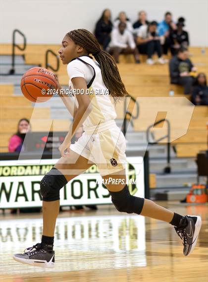 Thumbnail 3 in Jordan vs Paetow photogallery.