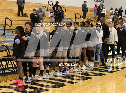 Thumbnail 1 in Jordan vs Paetow photogallery.