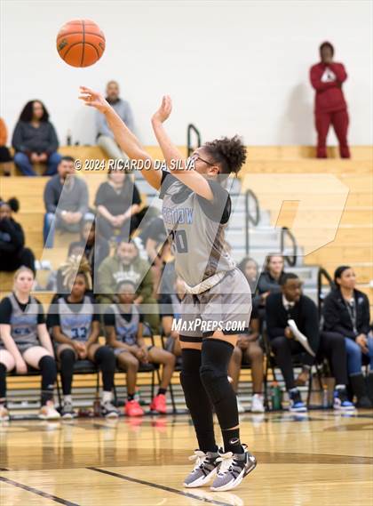 Thumbnail 2 in Jordan vs Paetow photogallery.