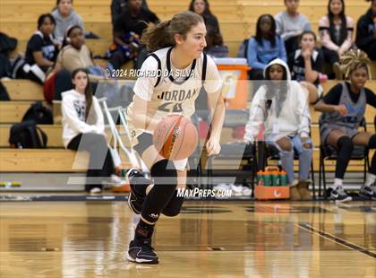 Thumbnail 3 in Jordan vs Paetow photogallery.