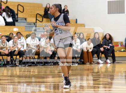 Thumbnail 3 in Jordan vs Paetow photogallery.