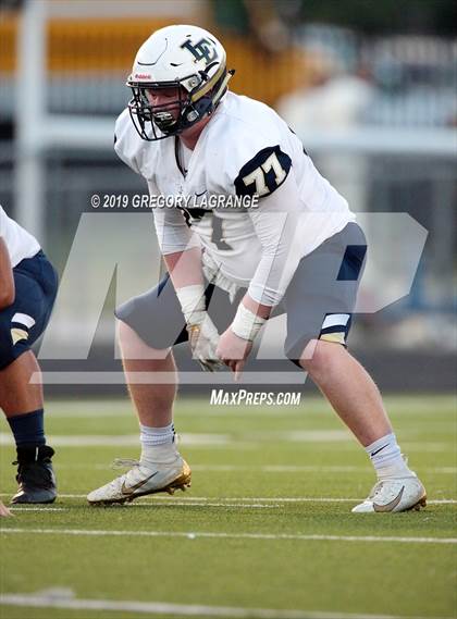 Thumbnail 3 in Little Elm vs Keller Central photogallery.