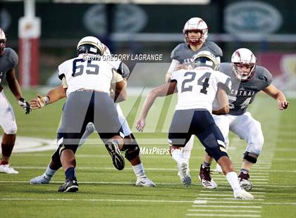 Thumbnail 3 in Little Elm vs Keller Central photogallery.