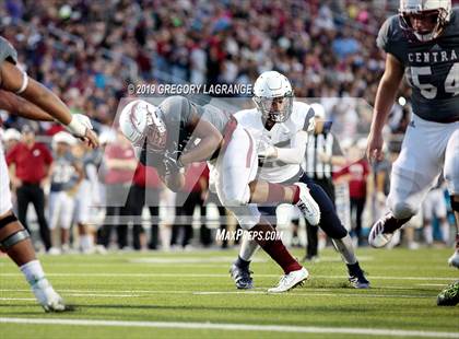 Thumbnail 1 in Little Elm vs Keller Central photogallery.