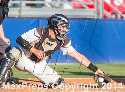 Thumbnail 2 in Red Oak vs. Mansfield Legacy (UIL 4A Region 2 Quarterfinal Playoff) photogallery.