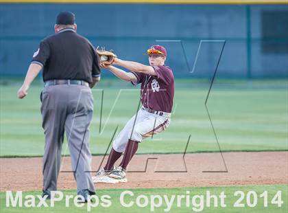 Thumbnail 3 in Red Oak vs. Mansfield Legacy (UIL 4A Region 2 Quarterfinal Playoff) photogallery.