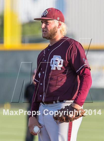 Thumbnail 2 in Red Oak vs. Mansfield Legacy (UIL 4A Region 2 Quarterfinal Playoff) photogallery.