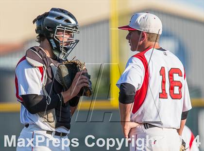 Thumbnail 1 in Red Oak vs. Mansfield Legacy (UIL 4A Region 2 Quarterfinal Playoff) photogallery.