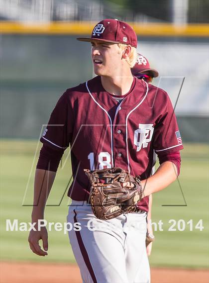 Thumbnail 2 in Red Oak vs. Mansfield Legacy (UIL 4A Region 2 Quarterfinal Playoff) photogallery.