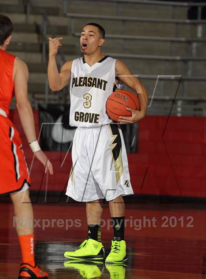 Thumbnail 2 in Rockwall vs. Pleasant Grove (Thanksgiving Hoopfest) photogallery.