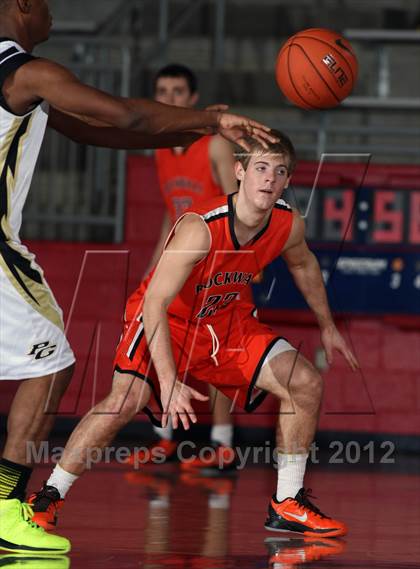 Thumbnail 2 in Rockwall vs. Pleasant Grove (Thanksgiving Hoopfest) photogallery.