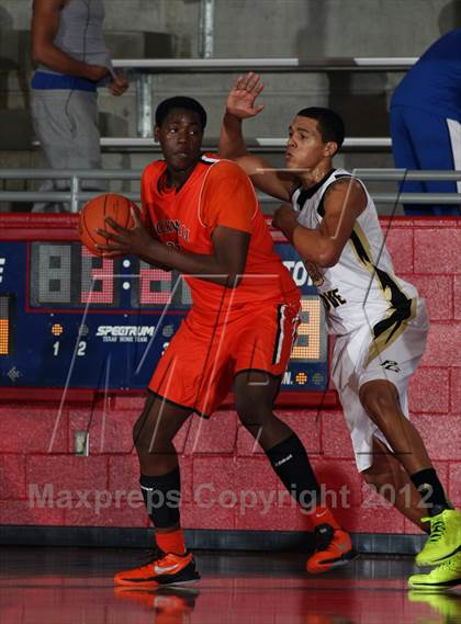 Thumbnail 3 in Rockwall vs. Pleasant Grove (Thanksgiving Hoopfest) photogallery.