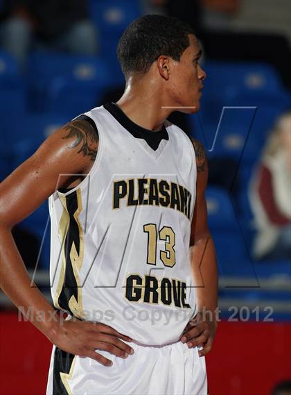 Thumbnail 1 in Rockwall vs. Pleasant Grove (Thanksgiving Hoopfest) photogallery.