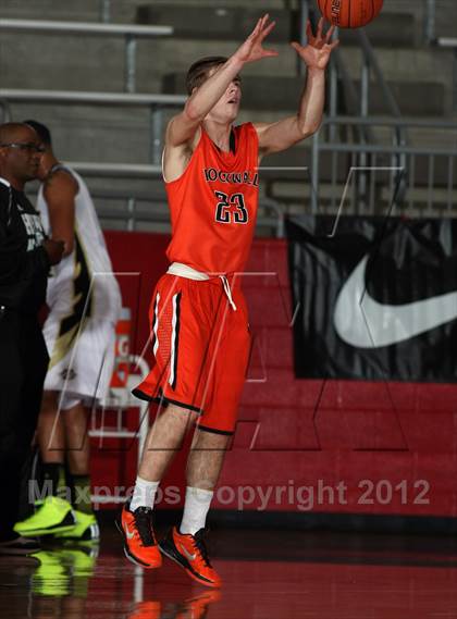 Thumbnail 1 in Rockwall vs. Pleasant Grove (Thanksgiving Hoopfest) photogallery.