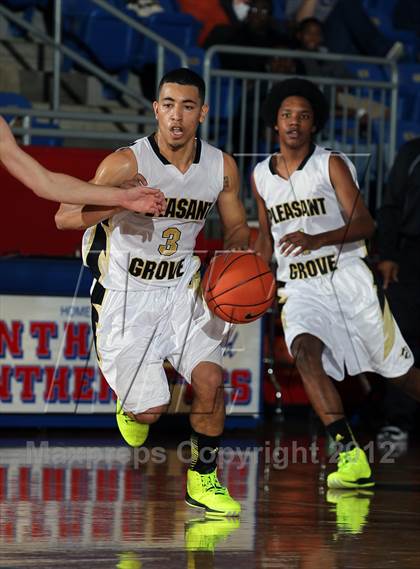 Thumbnail 2 in Rockwall vs. Pleasant Grove (Thanksgiving Hoopfest) photogallery.