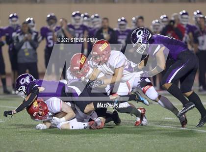 Thumbnail 3 in Carlsbad vs. Cathedral Catholic (CIF SDS Open Division Final) photogallery.