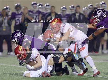 Thumbnail 2 in Carlsbad vs. Cathedral Catholic (CIF SDS Open Division Final) photogallery.