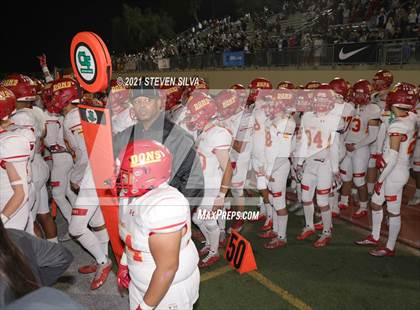 Thumbnail 3 in Carlsbad vs. Cathedral Catholic (CIF SDS Open Division Final) photogallery.