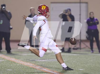Thumbnail 1 in Carlsbad vs. Cathedral Catholic (CIF SDS Open Division Final) photogallery.