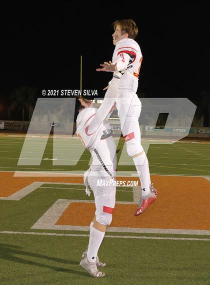 Thumbnail 2 in Carlsbad vs. Cathedral Catholic (CIF SDS Open Division Final) photogallery.