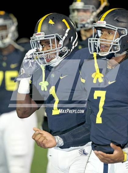 Thumbnail 3 in University School of Jackson @ Lausanne Collegiate (TSSAA Division 2 Class A Semifinal) photogallery.