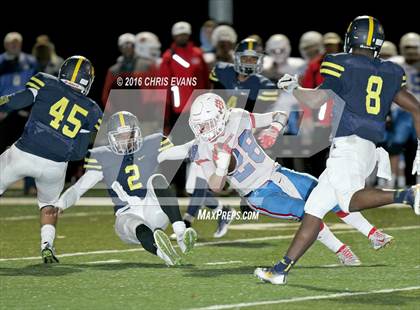 Thumbnail 3 in University School of Jackson @ Lausanne Collegiate (TSSAA Division 2 Class A Semifinal) photogallery.
