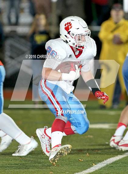 Thumbnail 2 in University School of Jackson @ Lausanne Collegiate (TSSAA Division 2 Class A Semifinal) photogallery.