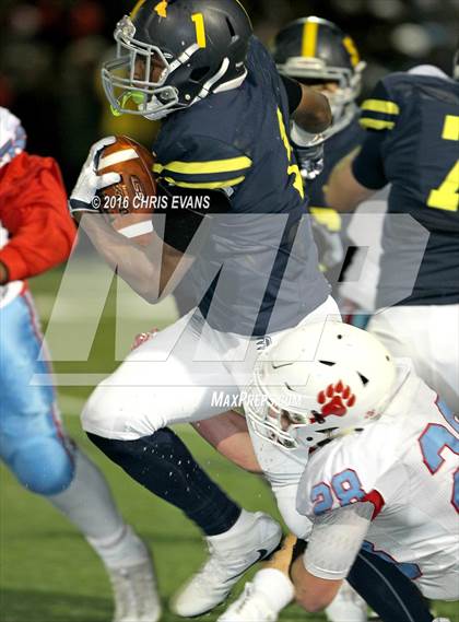 Thumbnail 1 in University School of Jackson @ Lausanne Collegiate (TSSAA Division 2 Class A Semifinal) photogallery.