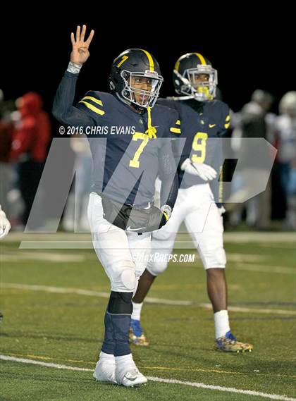 Thumbnail 1 in University School of Jackson @ Lausanne Collegiate (TSSAA Division 2 Class A Semifinal) photogallery.