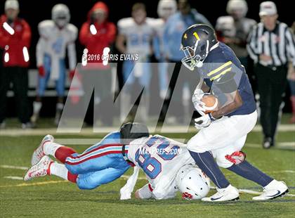 Thumbnail 3 in University School of Jackson @ Lausanne Collegiate (TSSAA Division 2 Class A Semifinal) photogallery.