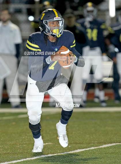 Thumbnail 3 in University School of Jackson @ Lausanne Collegiate (TSSAA Division 2 Class A Semifinal) photogallery.