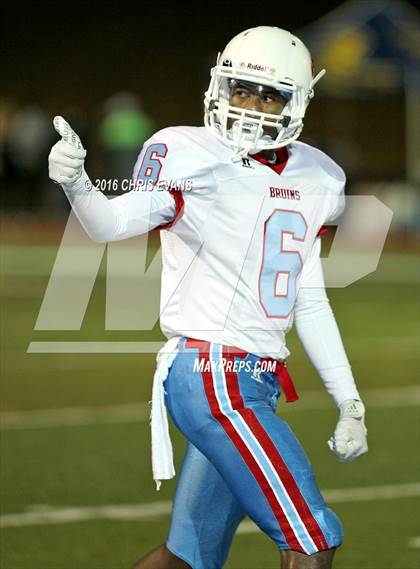 Thumbnail 3 in University School of Jackson @ Lausanne Collegiate (TSSAA Division 2 Class A Semifinal) photogallery.