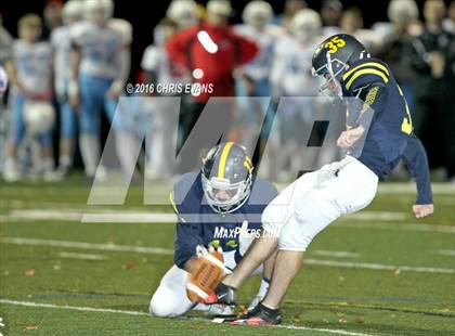 Thumbnail 3 in University School of Jackson @ Lausanne Collegiate (TSSAA Division 2 Class A Semifinal) photogallery.